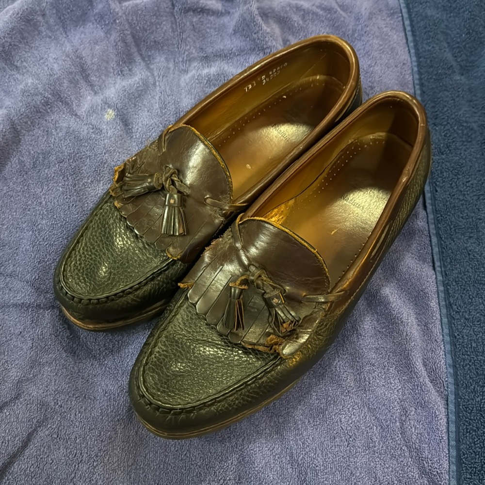 Men’s 12 Allen Edmonds made in USA Nashua tassel loafer